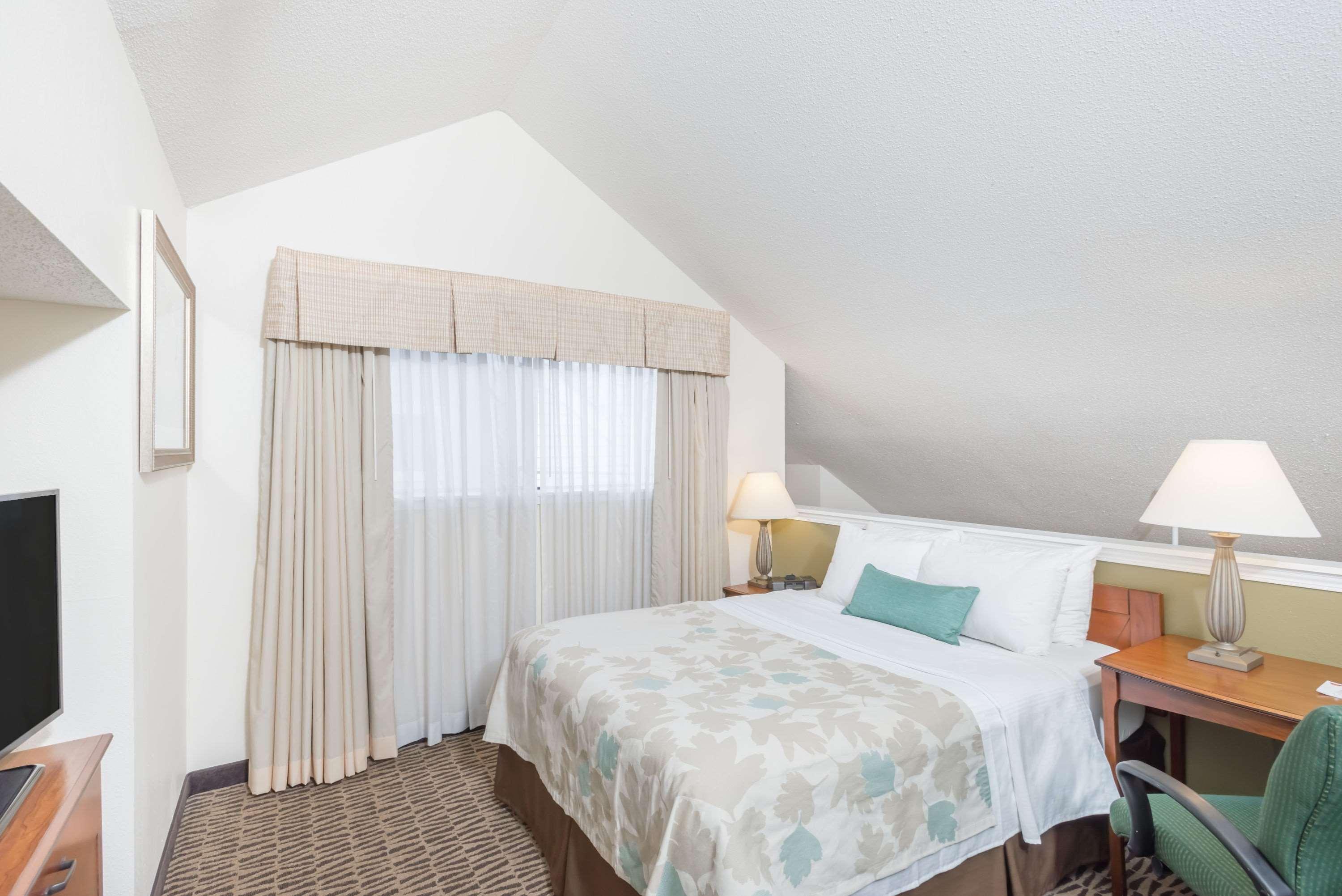 Best Western Fishkill Inn & Suites Ngoại thất bức ảnh