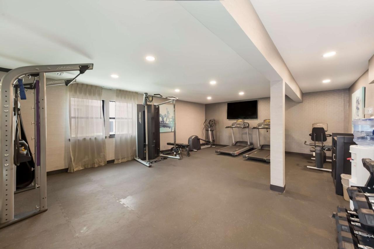 Best Western Fishkill Inn & Suites Ngoại thất bức ảnh